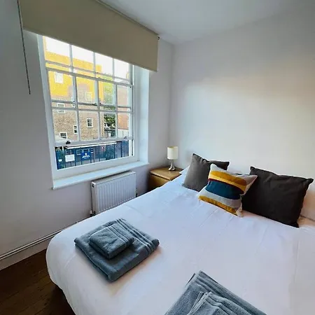 Cosy London Bedroom Near Oval Station - Shared Bathroom Exterior photo