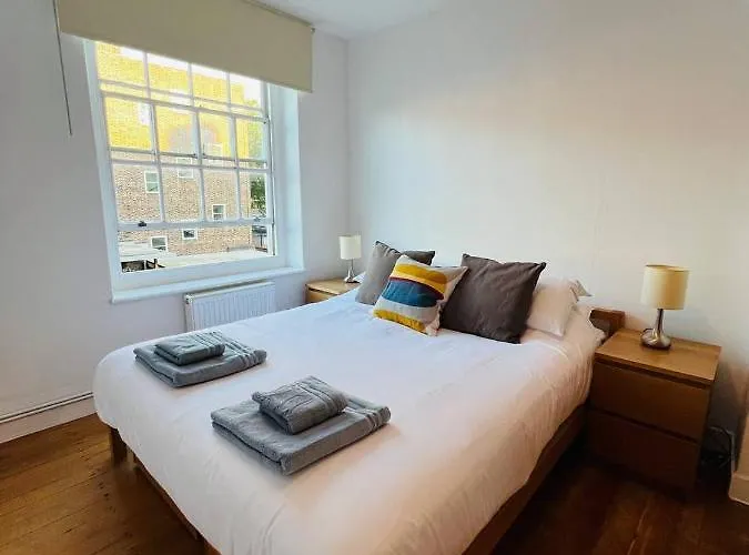 Cosy London Bedroom Near Oval Station - Shared Bathroom